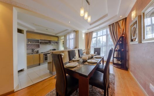 3 Bedroom + Sq Apartments In Kilimani To Rent