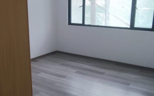 2 Bedroom Apartment Valley Arcade.