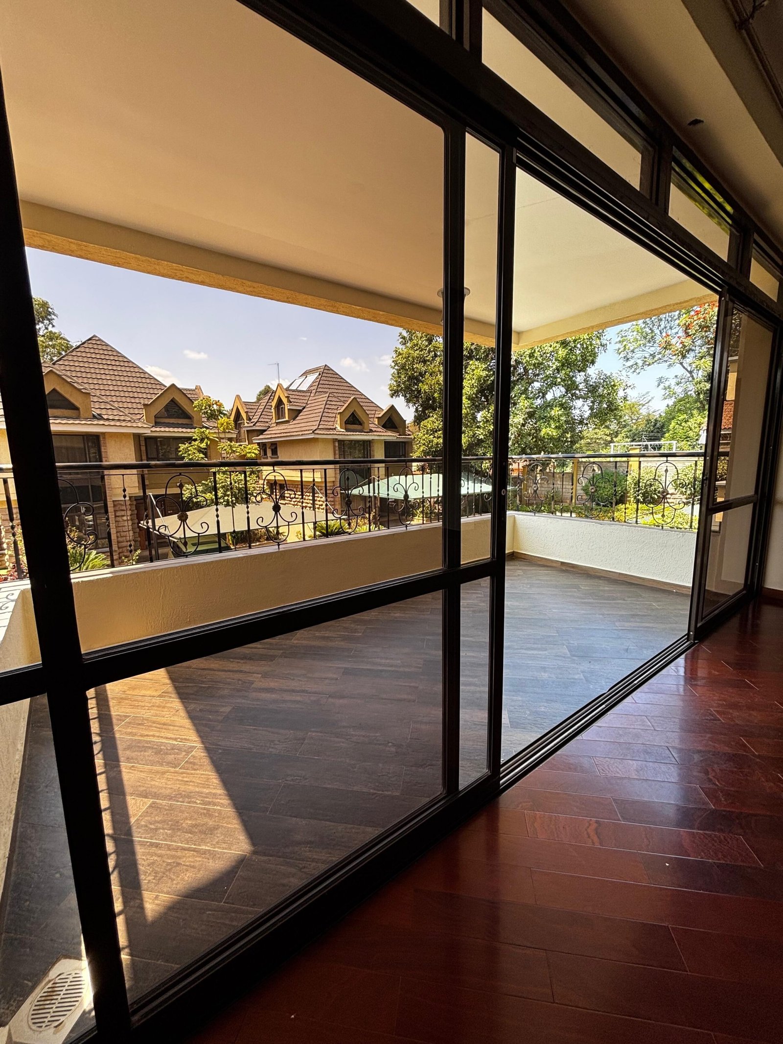 Luxury 5 Bedroom Townhouse + DSQ for Rent in Lavington