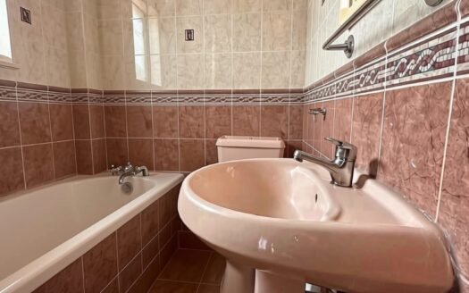 4 Bedroom Maisonette Kileleshwa | For Sale, KES 40M