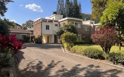 5 Bedroom House Riverside Drive